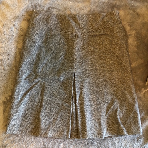 GAP Knee Length Tweed Skirt Sz 12 - Picture 1 of 3